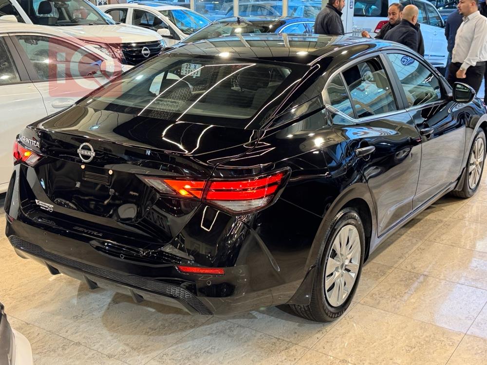 نيسان سنترا